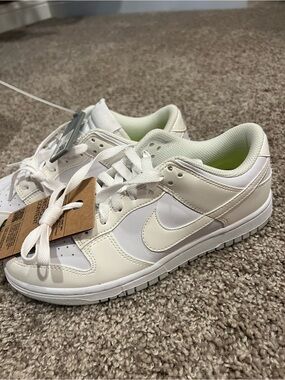 Nike Women's Low-Top Sneakers in Off-White and White